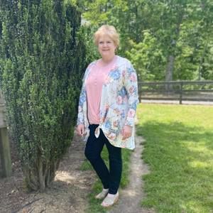 Meet your Posher, Annette